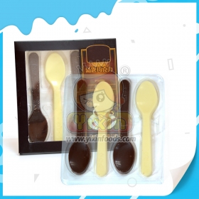 مجموعة أدوات على شكل حلوى الشوكولاتة