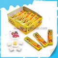 علكة حلال بنكهة الموز مع وشم 